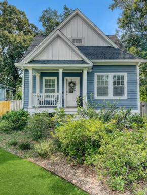 Park Circle Home 7 miles DT, 15 miles to Beach